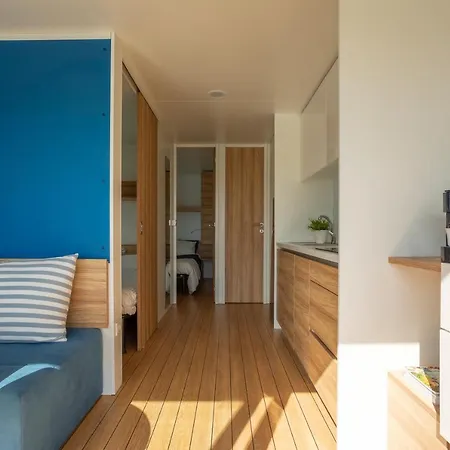 Aqua - Houseboat Experience Bådhotel Giulianova