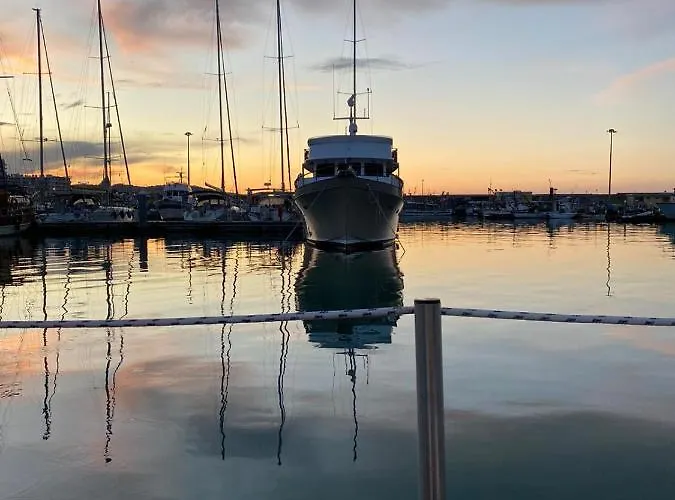 Aqua - Houseboat Experience Botel Giulianova